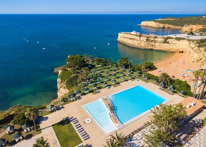 Hôtels de Luxe à Armação de Pêra près de Plage de Marinha
