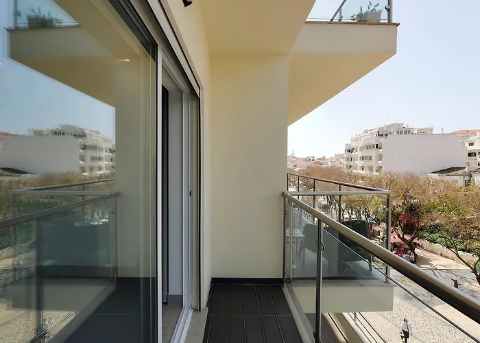 Original 3 Bedroom Downtown Albufeira