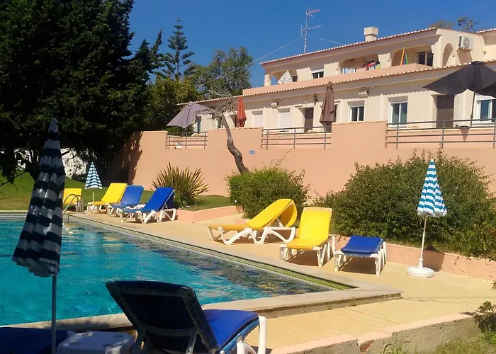 Falfeira Apartments Lagos Con una pista da Golf