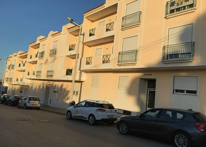 Nice Apartment Near Faro'S Airport