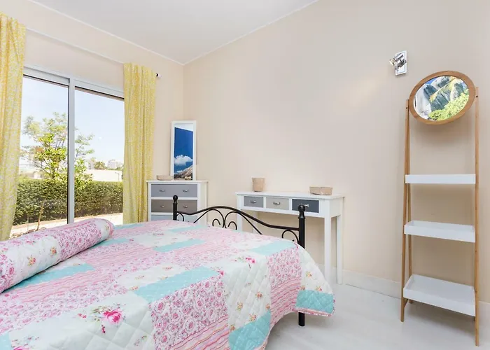 Haustierfreundliches Tropical Beach Apartment Litoralmar Portimão