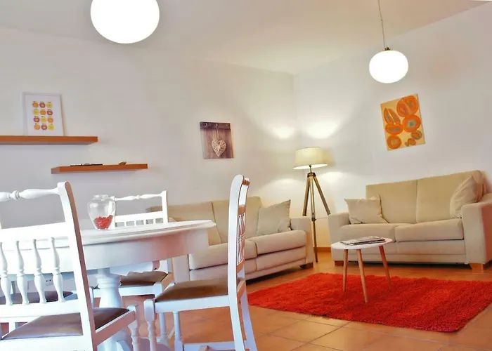 Martin House - Montenegro - FARO - ALGARVE admite animales