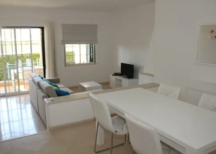 Villa V2 X Albufeira