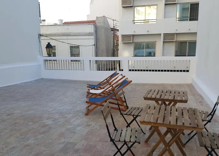 Bed and Breakfast Casa Aorta Downtown Distretto di Distretto di Faro che accetta animali