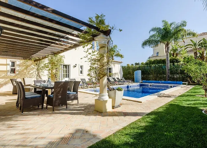 O privado Endless Summer Luxury Villa Quinta do Lago